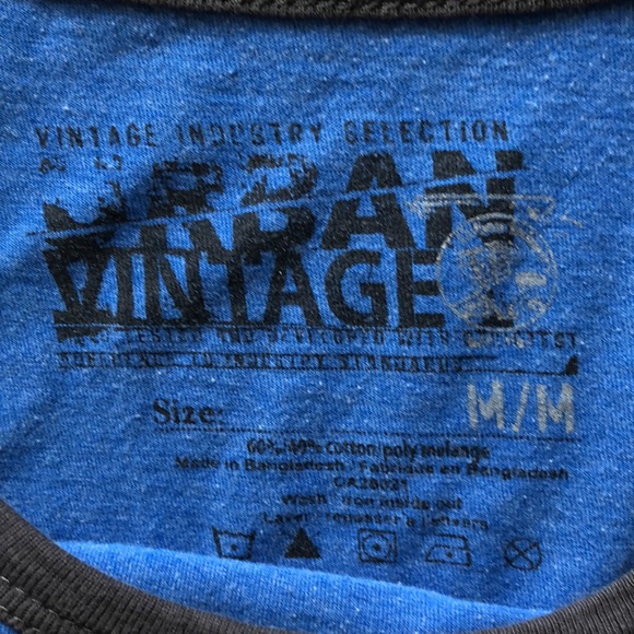 Urban Vintage men’s blue tshirt - Picture 2 of 7